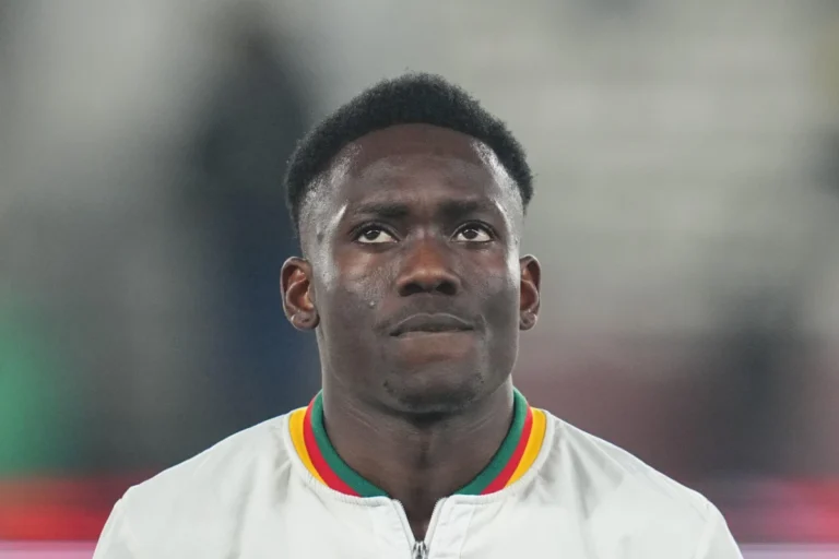 Lorient : Ce Camerounais va partir en Angleterre