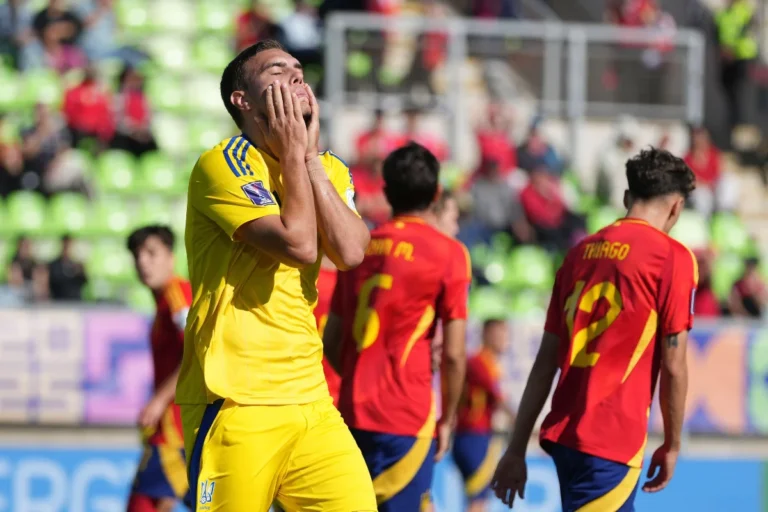 Matvii Ponomarenko avec l'Ukraine