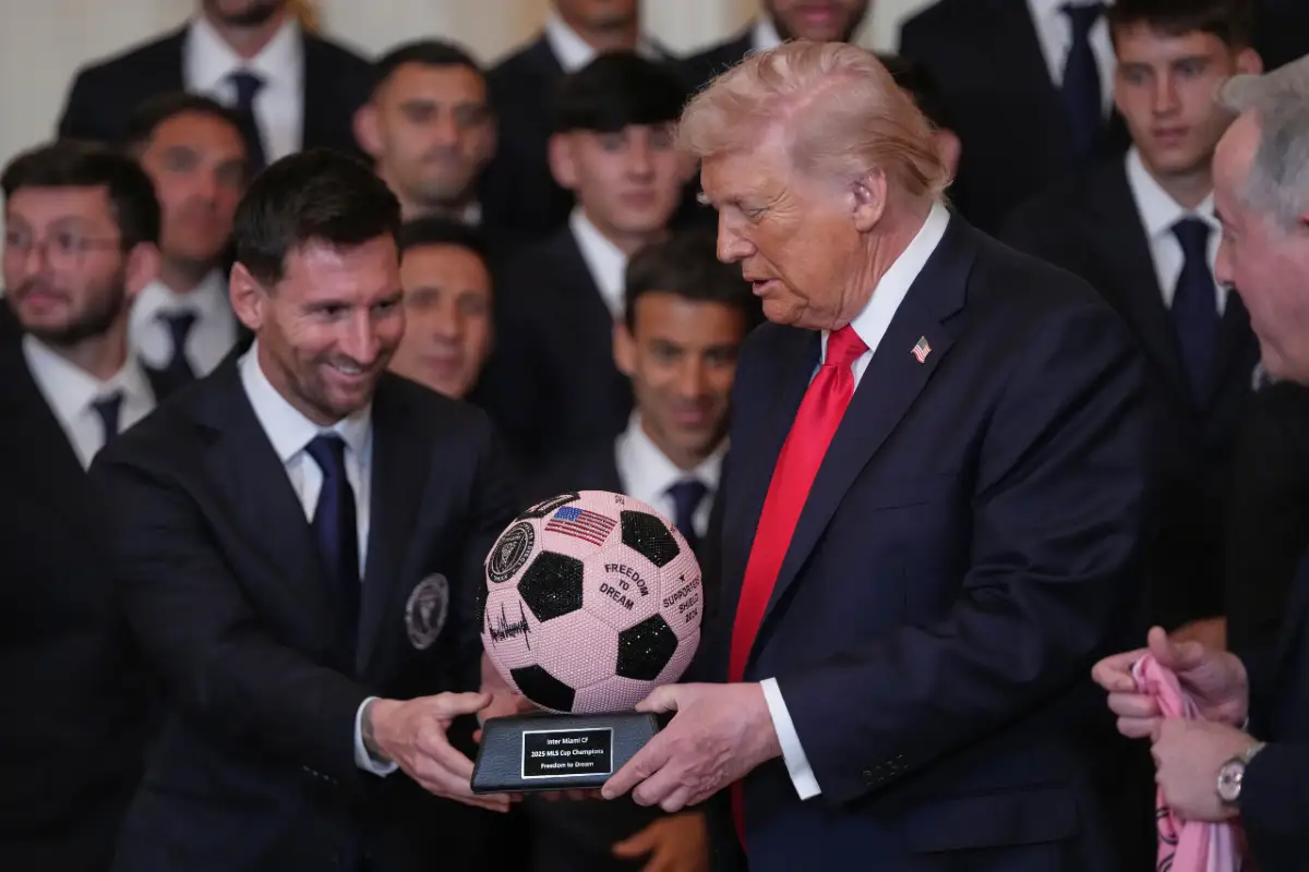 Messi rend visite à Trump à la Maison Blanche : « Mon fils est un... »