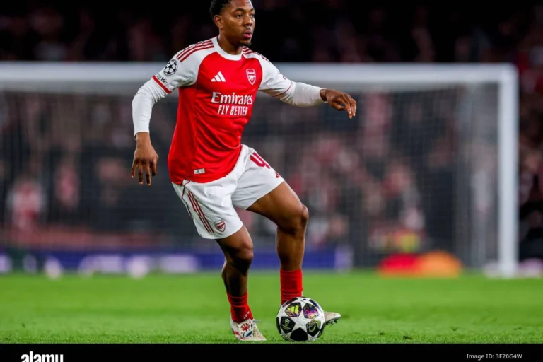 Myles Lewis-Skelly visé par Manchester United ©Alamy