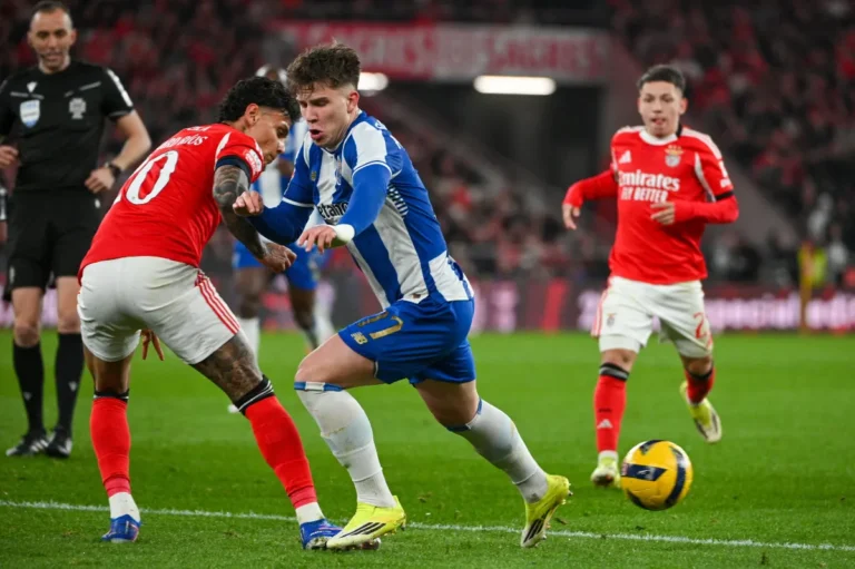 Oskar Pietuszewski sous le maillot du FC Porto