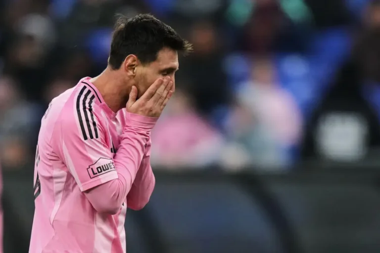 Paris : l'ex-joueur de Lille et de Man City suspendu à vie