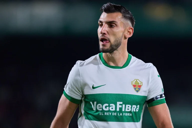 Rafael Mir sous les couleurs d'Elche Rafael Mir ©Alamy