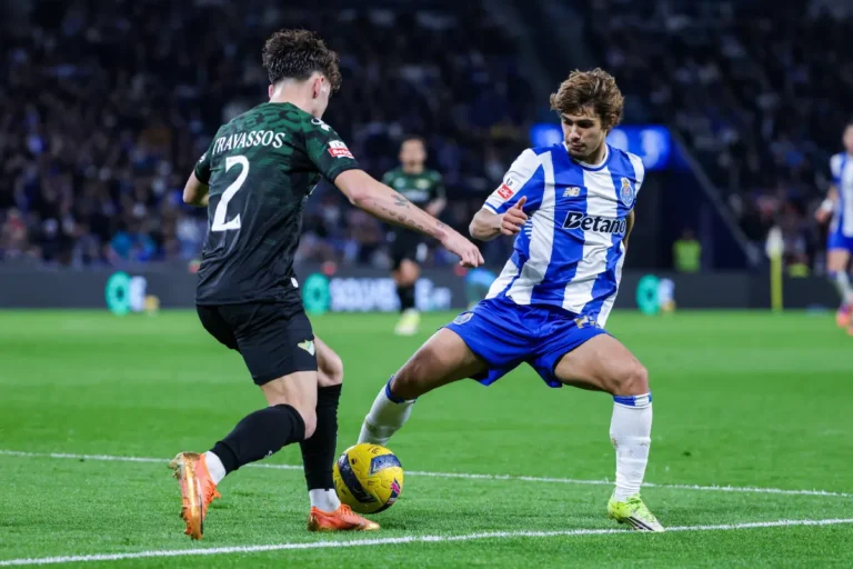 Rodrigo Mora sous le maillot du FC Porto