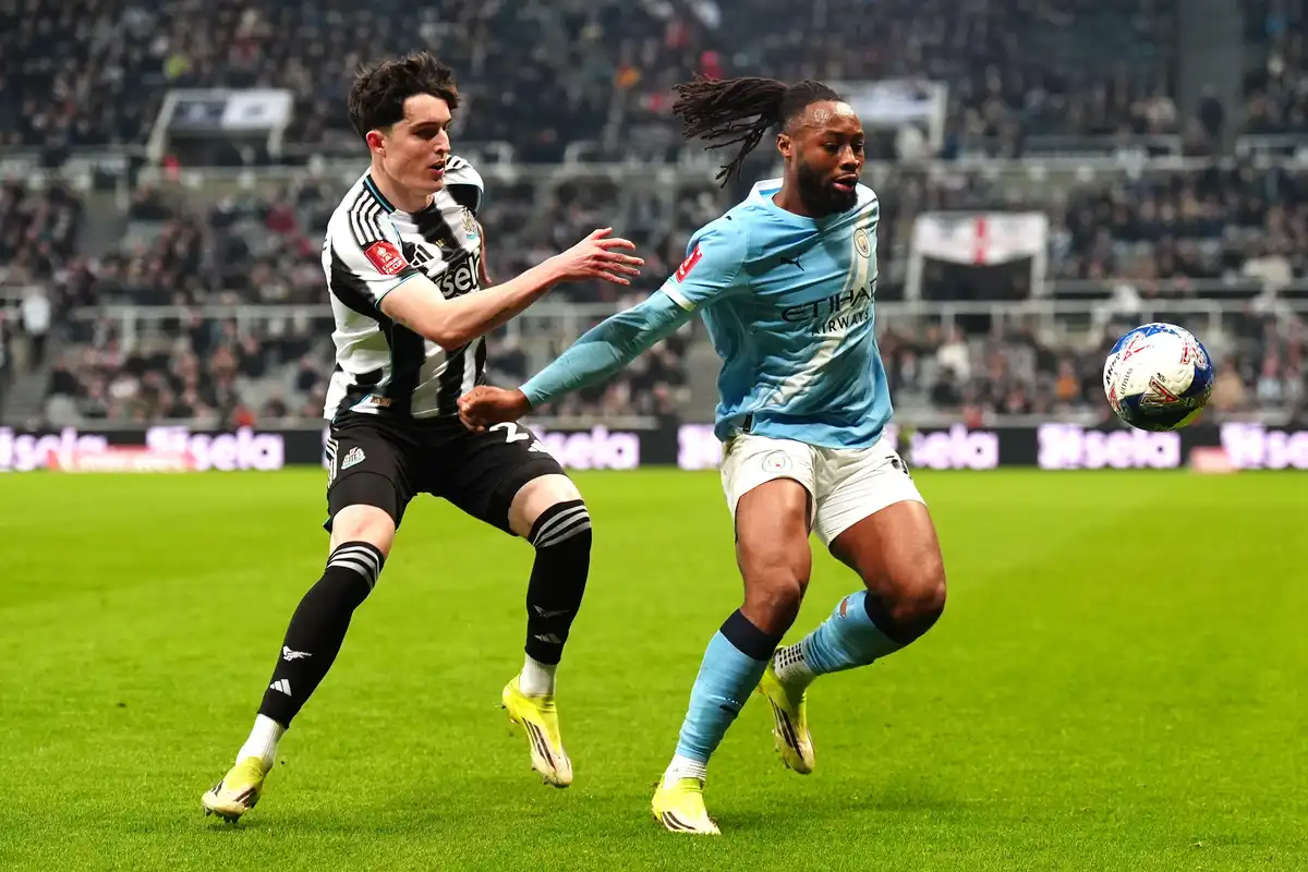 Manchester City vise leur défenseur à 80M€