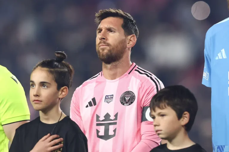 Vidéo : Messi offre un spectacle avec un coup-franc direct