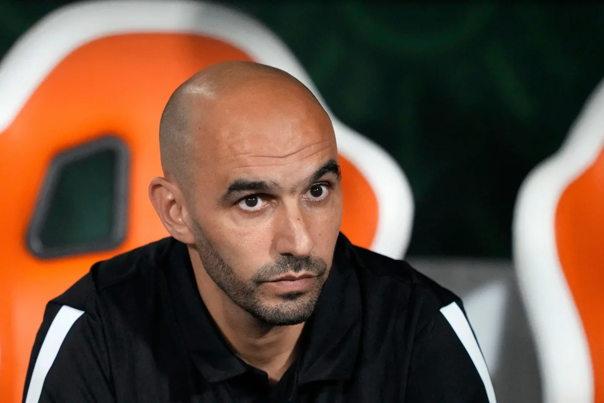 Regragui démissionne, qui prendra les rênes?