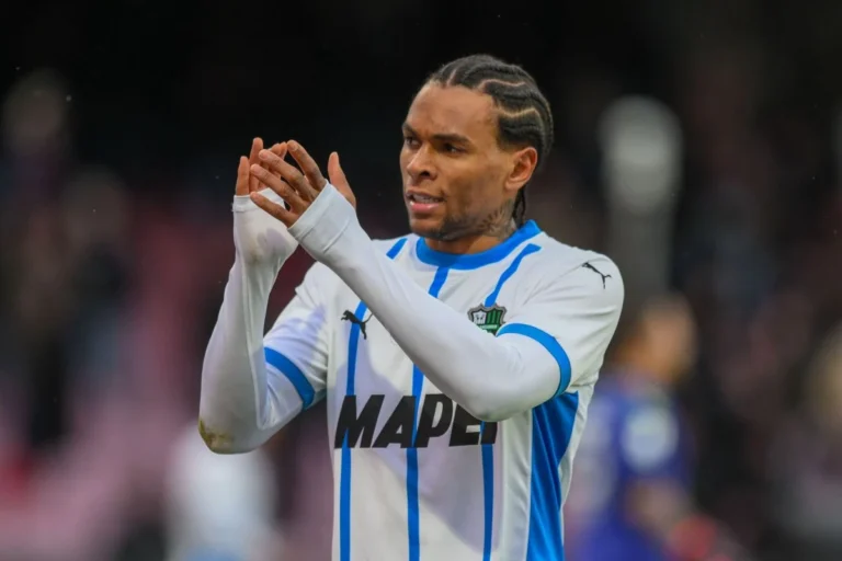 Armand Laurienté sous le maillot de Sassuolo @Alamy