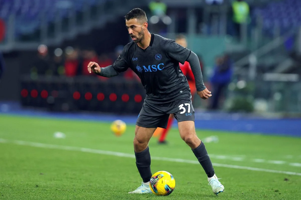 Leonardo Spinazzola sous le maillot de Naples @Alamy