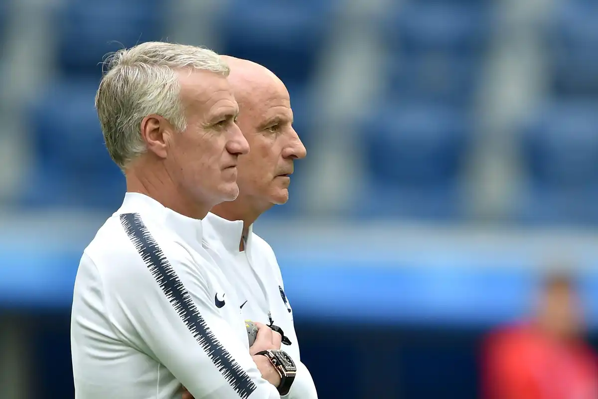 EdF : Qui pour remplacer Hugo Ekitiké ? L&rsquo;adjoint de Deschamps fait une énorme révélation