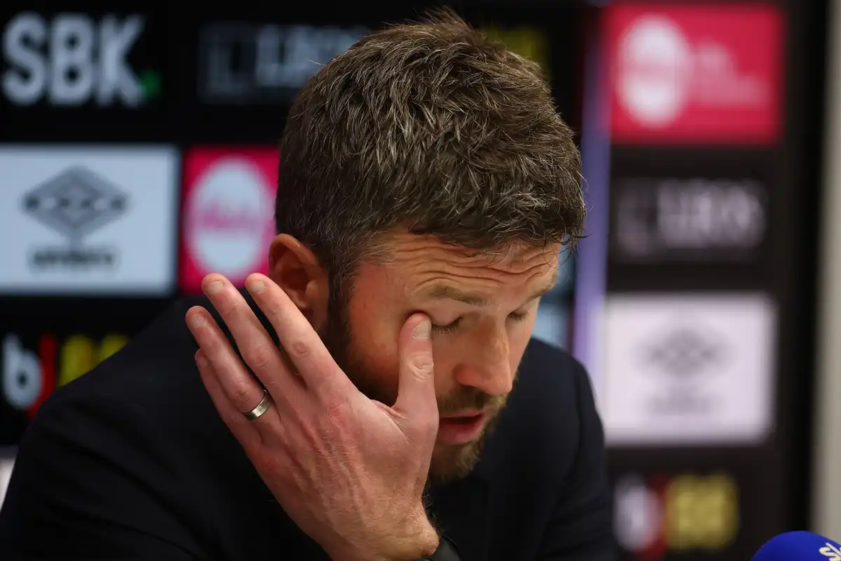 « Donnez lui temps », une légende de Manchester United milite pour le maintien de Michael Carrick