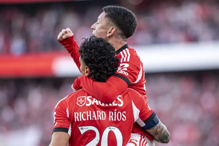 Richard Ríos visé par Manchester United ©Alamy