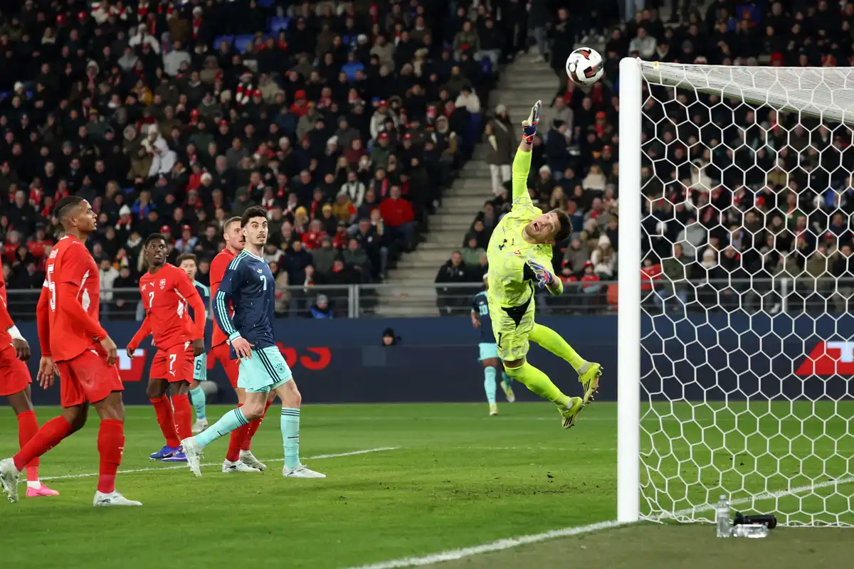 Gregor Kobel visé par le Bayern Munich ©Alamy