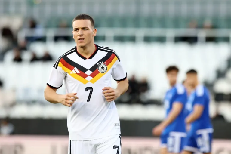 Premier League : un buteur de 19 ans arrive pour 40 M€