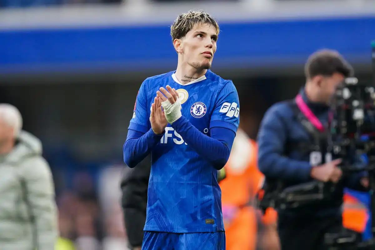 Chelsea : Une porte de sortie surprenante pour Alejandro Garnacho