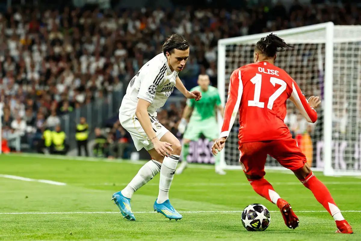 Real Madrid : Un géant anglais veut relancer Alvaro Carreras