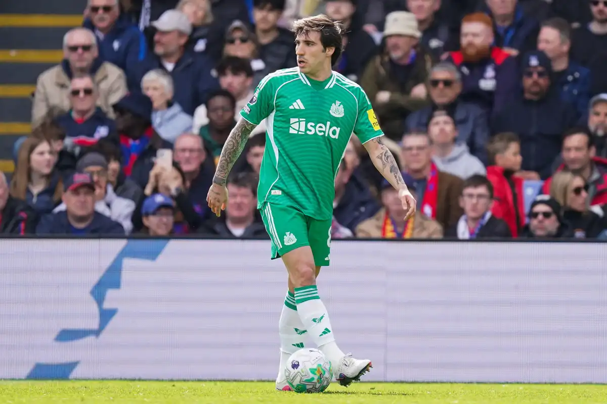 Arsenal s’attaque à une star de Newcastle