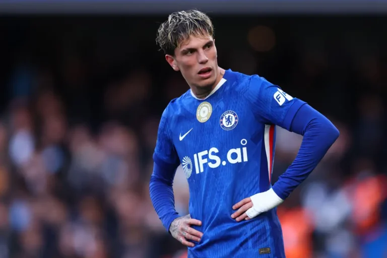 Chelsea : Garnacho dit tout sur son avenir à Londres