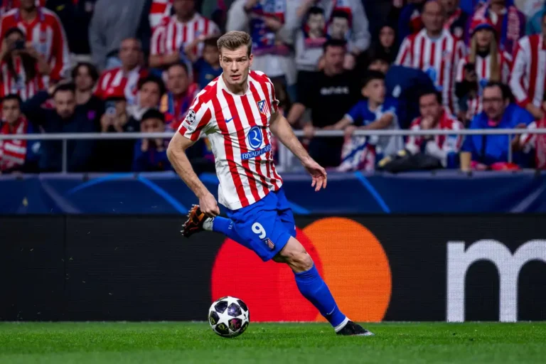 Alexander Sorloth visé par le Barça ©Alamy