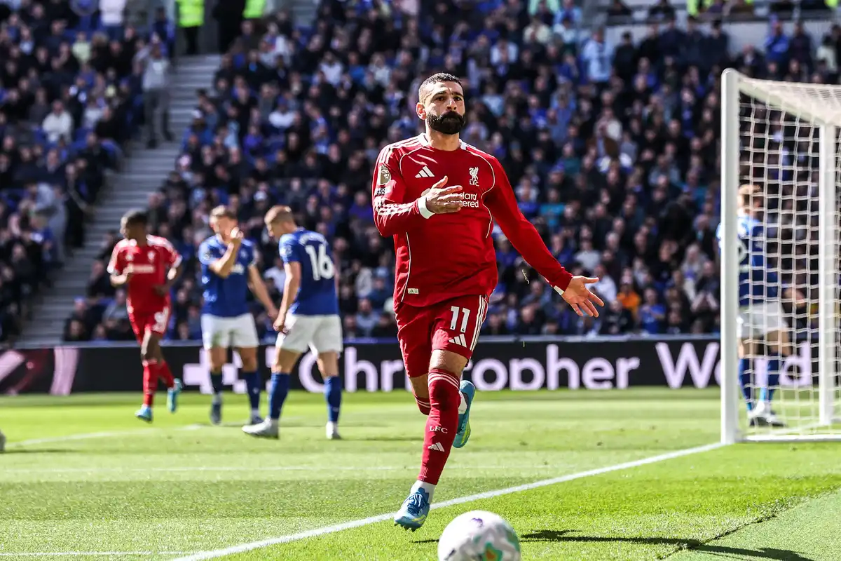 Liverpool : Mohamed Salah, la légende du derby de la Mersey