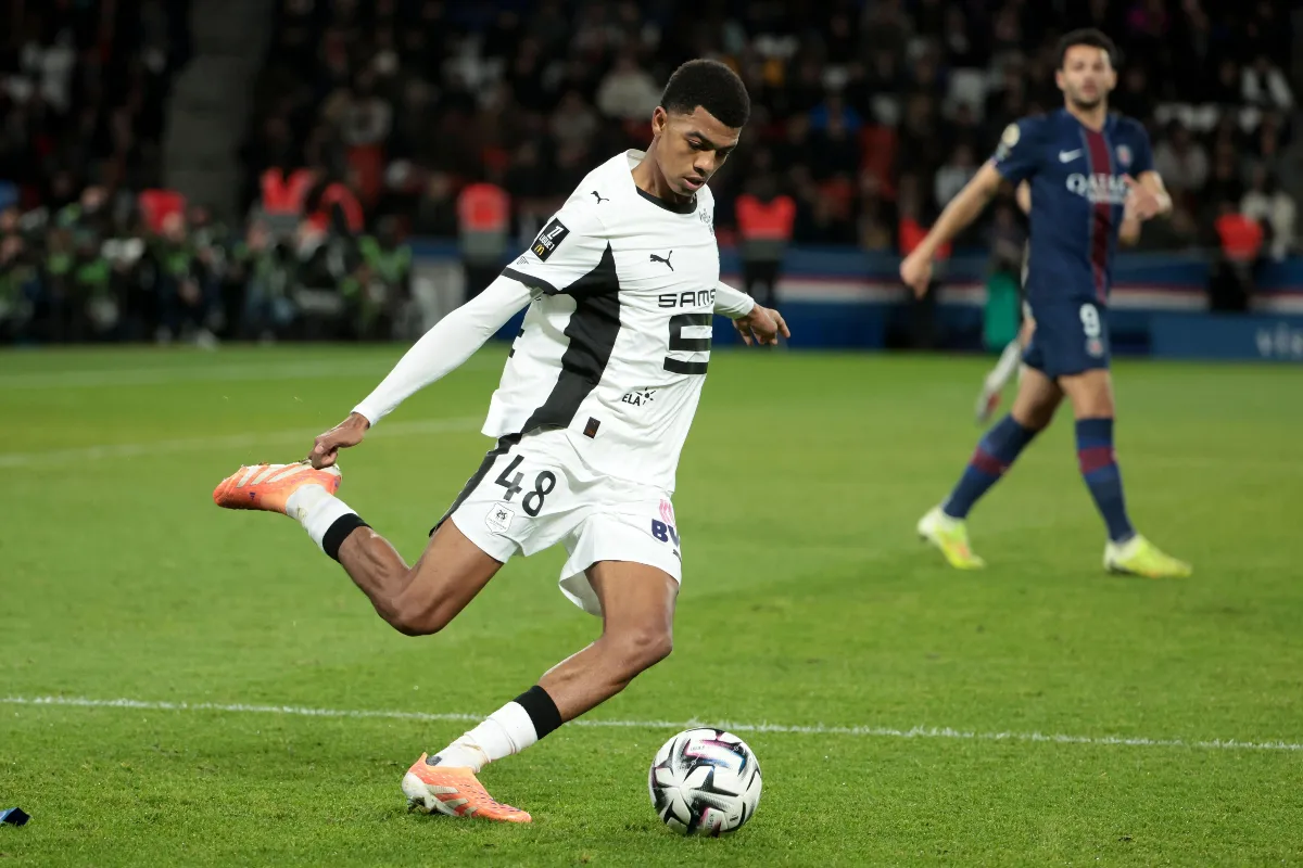 Abdelhamid Ait Boudlal sous le maillot de Rennes