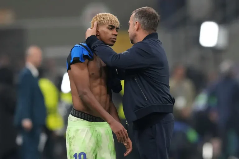 Barça : Yamal en colère, Flick avoue qu'il n'a rien compris