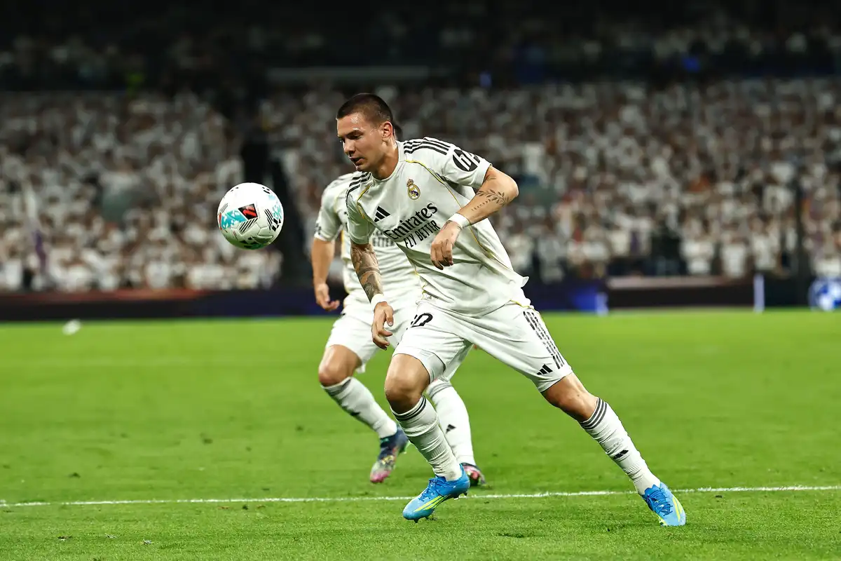 Real Madrid : Un club anglais veut relancer Franco Mastantuono