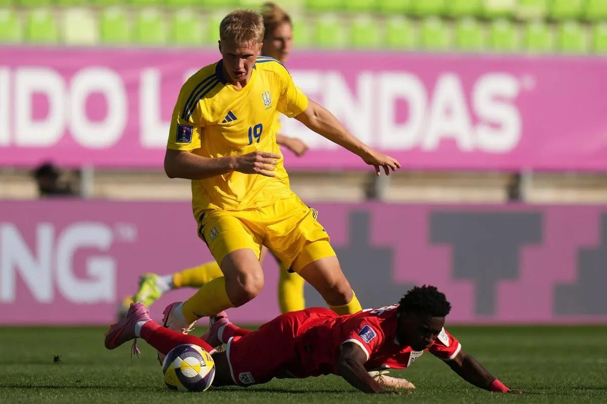 Girona a mis la main sur le prochain Artem Dovbyk