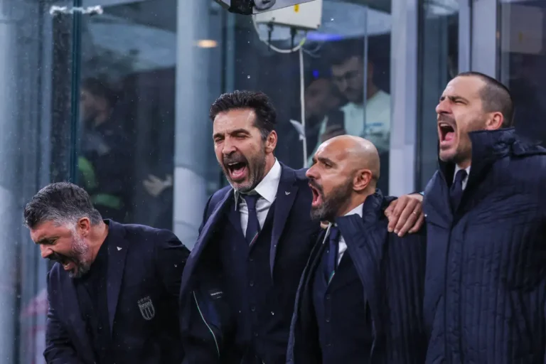 Italie : Bouffon est viré !