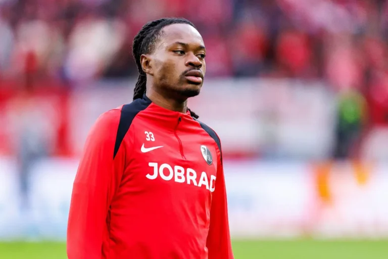 Jordy Makengo avec le maillot de Fribourg