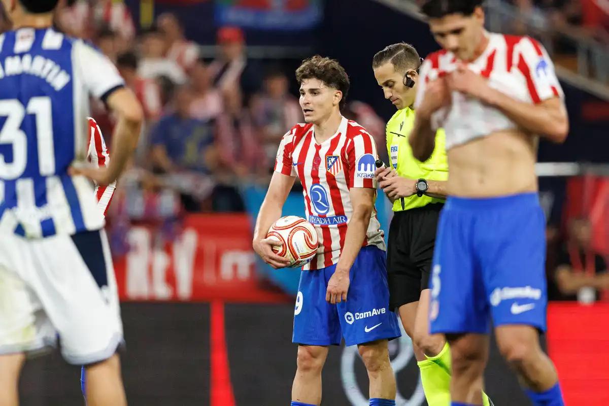 Atlético Madrid: La sortie musclée de Julian Alvarez sur l&rsquo;intérêt du Barça