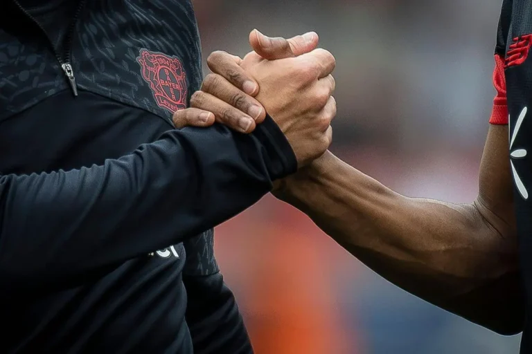 Leverkusen : Un cadre a un accord pour quitter cet été