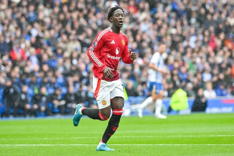 Man United C'est fait, Kobbie Mainoo prolonge