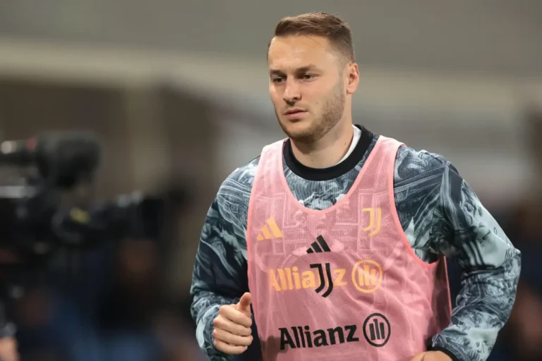 Man United affronte un club pour un joueur de la Juventus