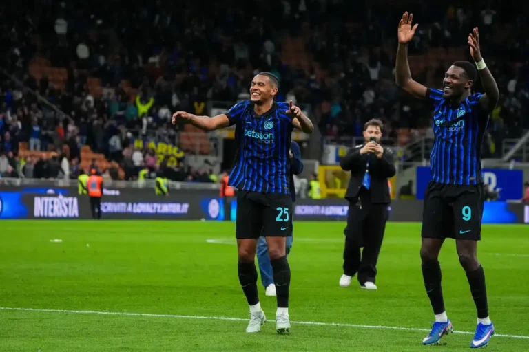 Manuel Akanji va signer l'Inter Milan ©Alamy