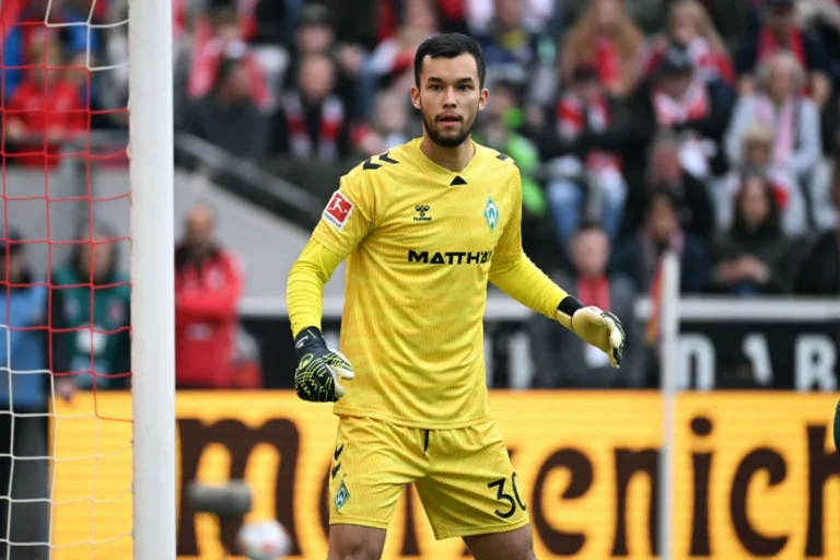 Mio Backhaus sous le maillot du Werder Brême