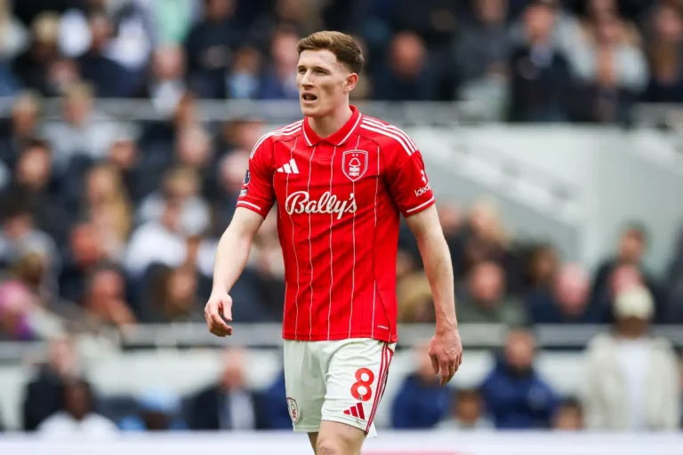 Nottingham Forest prépare l'après-Elliot Anderson