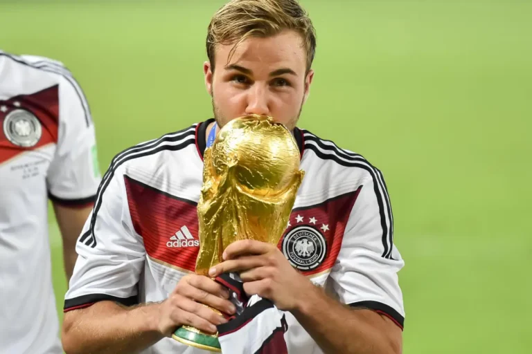 Officiel : la légende du Bayern et de Dortmund prolonge