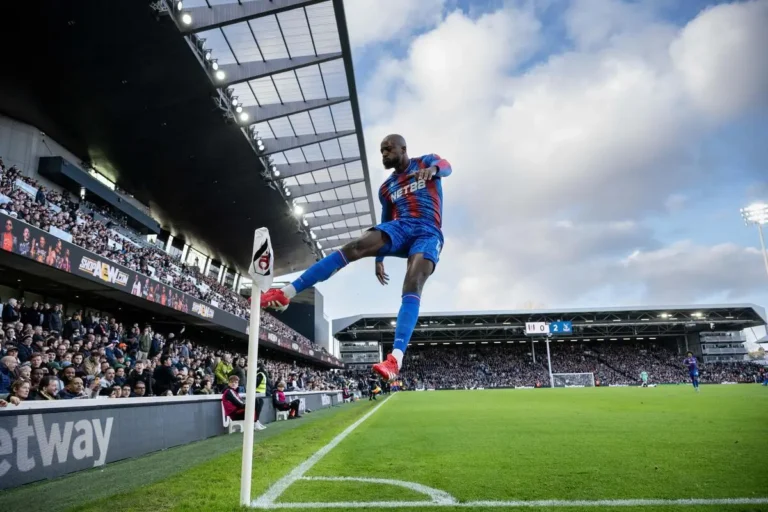 PL : Jean-Philippe Mateta signe un retour fracassant