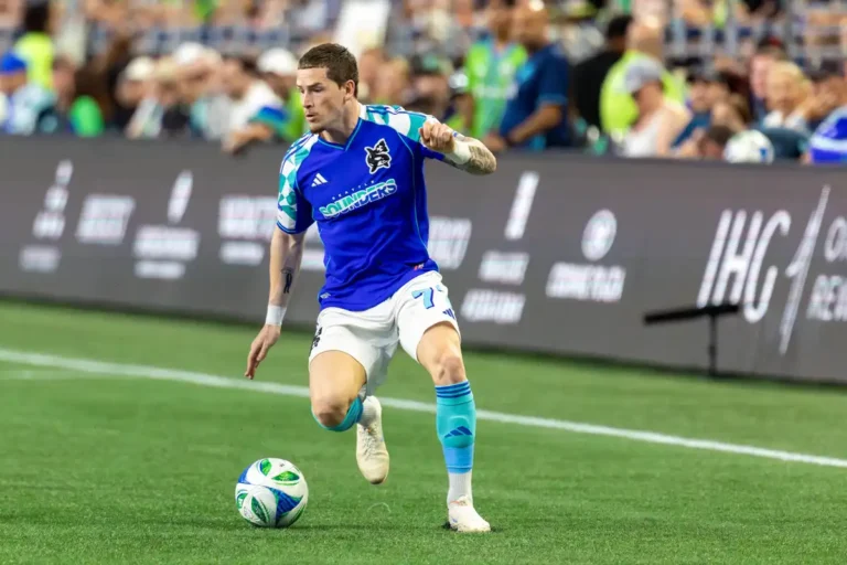 Ryan Kent visé par Villarreal ©Alamy