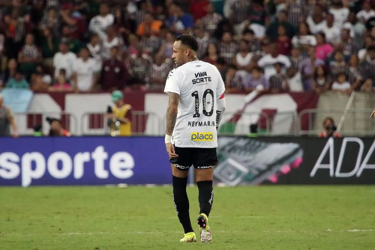 Santos : Neymar forfait pour le Clasico face à Palmeiras