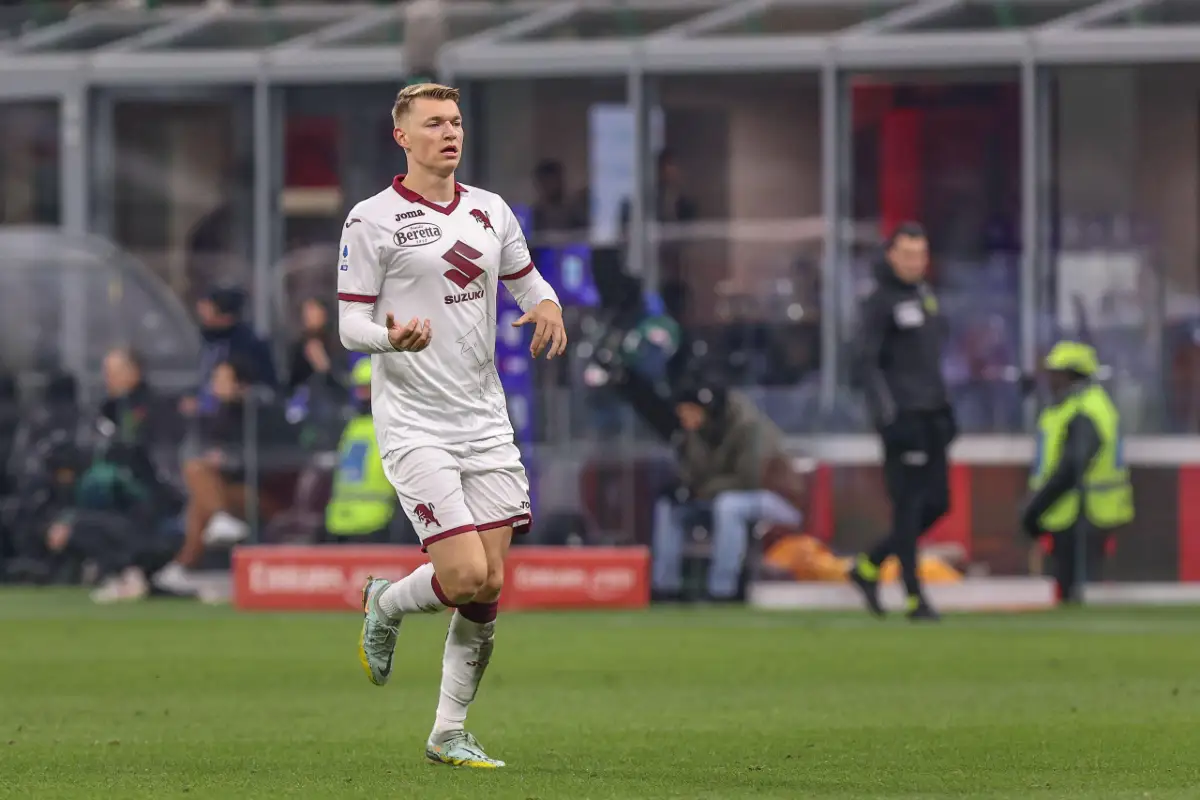 Serie A : 4 clubs candidats pour ce défenseur néerlandais