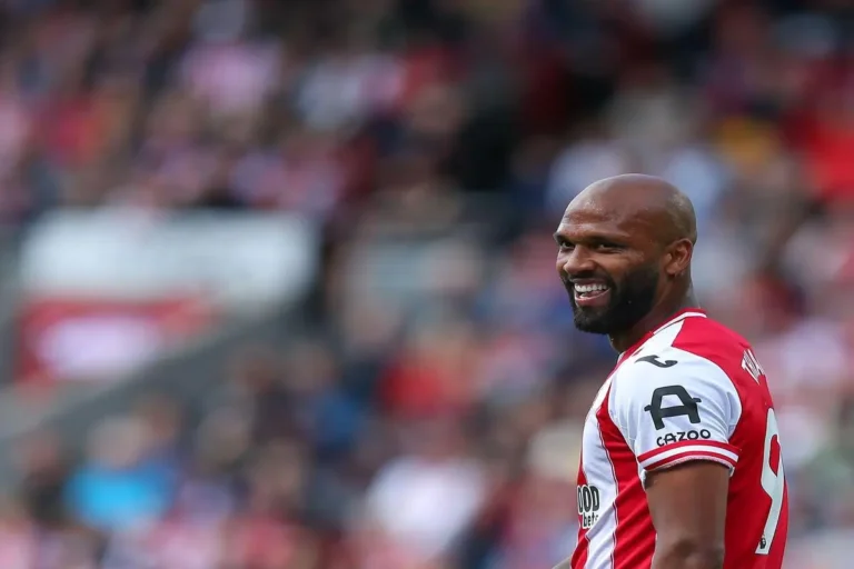 Un club historique fait des yeux doux à Igor Thiago