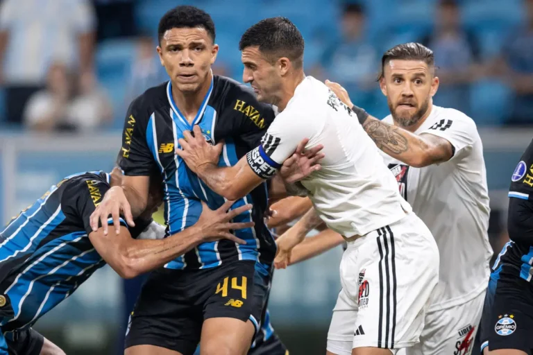 Viery sous le maillot de Gremio