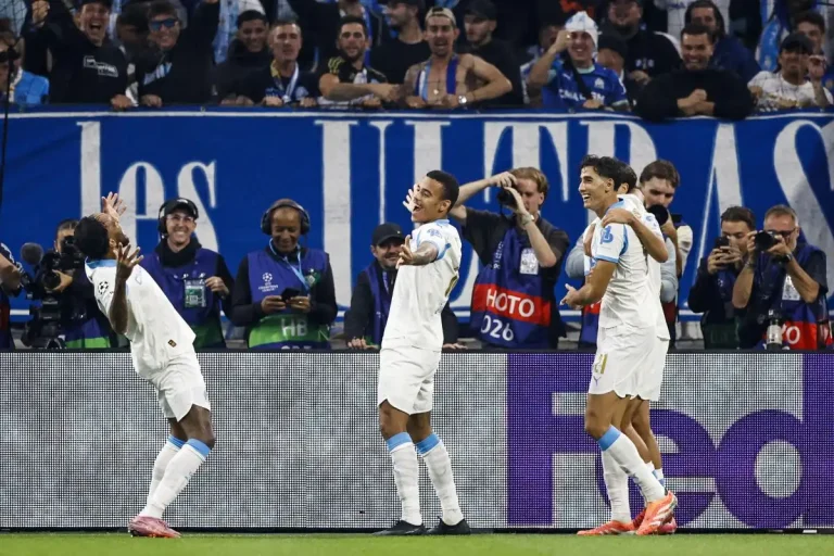 Mason Greenwood sous le maillot de l'OM @Alamy