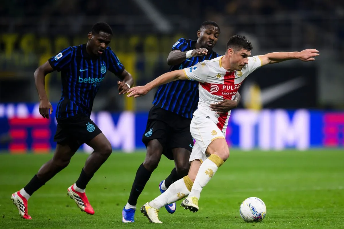 Ruslan Malinovskyi sous le maillot du Genoa @Alamy