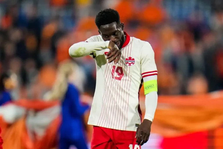 Bayern : la saison est terminée pour Alphonso Davies