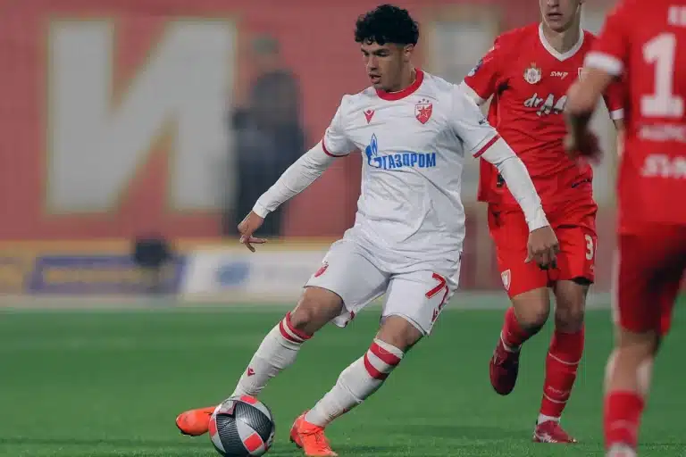 Adem Avdić avec l'Etoile Rouge Belgrade