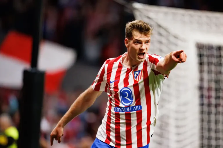 Alexander Sørloth visé par Everton ©Alamy