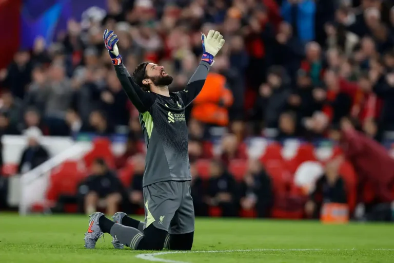 Alisson Becker visé par la Juventus ©Alamy